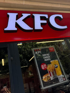 Baku reklam-kfc 16