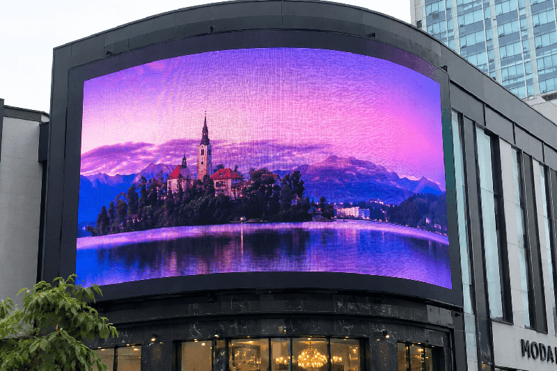 Наружный LED экран для рекламы в Баку